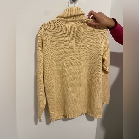 Never used turtle neck sweater. - Picture 5 of 5